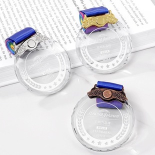 Хрустальная медаль высокого класса Металлические игры игры детский футбол баскетбольный марафон металлические призы производители оптом