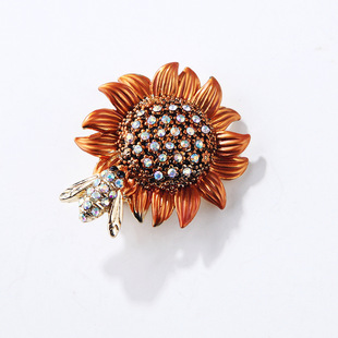 Lanhao new retro smart bee Daisy brooch female personality sunflower corsage temperament corsage pin wholesale