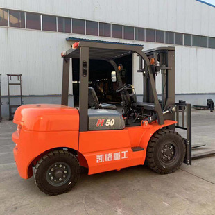 Cross-border diesel forklift 5 tons 10 tons four-wheel car type internal combustion type new hydraulic lifting handling stacker