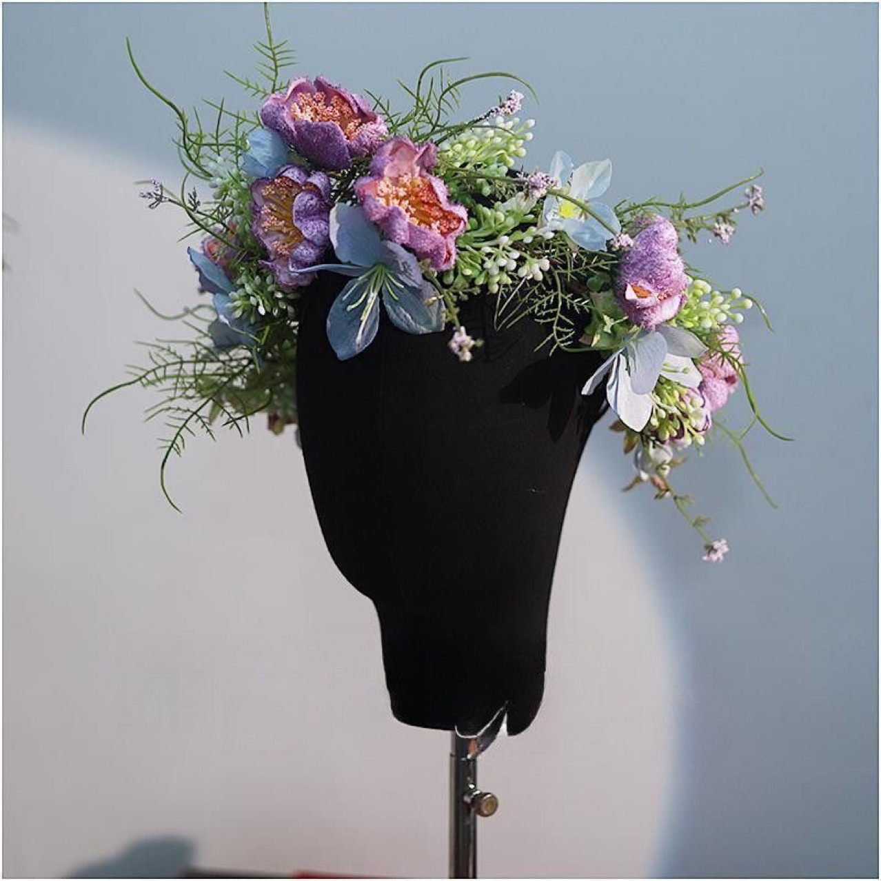 Photo Studio Shooting of High-Quality, Fresh, and Ethereal Children's Girls' Simple 2025 New Purple Bridesmaid Flower Wreath for Seaside Vacation