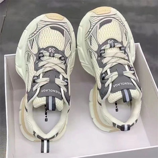 Zhao Rusi with milk fried street thick bottom explosions Torre shoes women 2025 new Joker retro casual sneaker