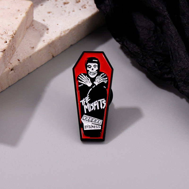 Cross Border Skull Halloween Series Funny Punk Metal Badge Coat Hat Personalized Decorative Pin Silk Towel Buckle