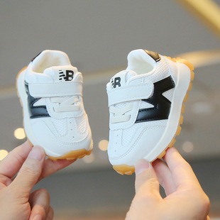 Baby toddler shoes soft bottom 2023 autumn new boys and girls small white shoes 1 a 2 year old Forrest Gump shoes children's sports shoes