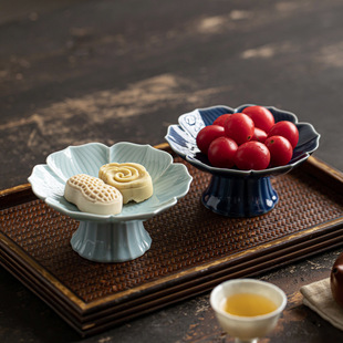 Lotus Chinese Style Vintage Exquisite Ceramic High-foot Dried Fruit and Fruit Plate Pastry Refreshment Dim Paste Household High-foot Table