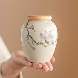 Manufacturers hand-painted ceramic tea cans sealed cans tea storage cans tea storage cans portable moisture-proof bamboo lid small cans