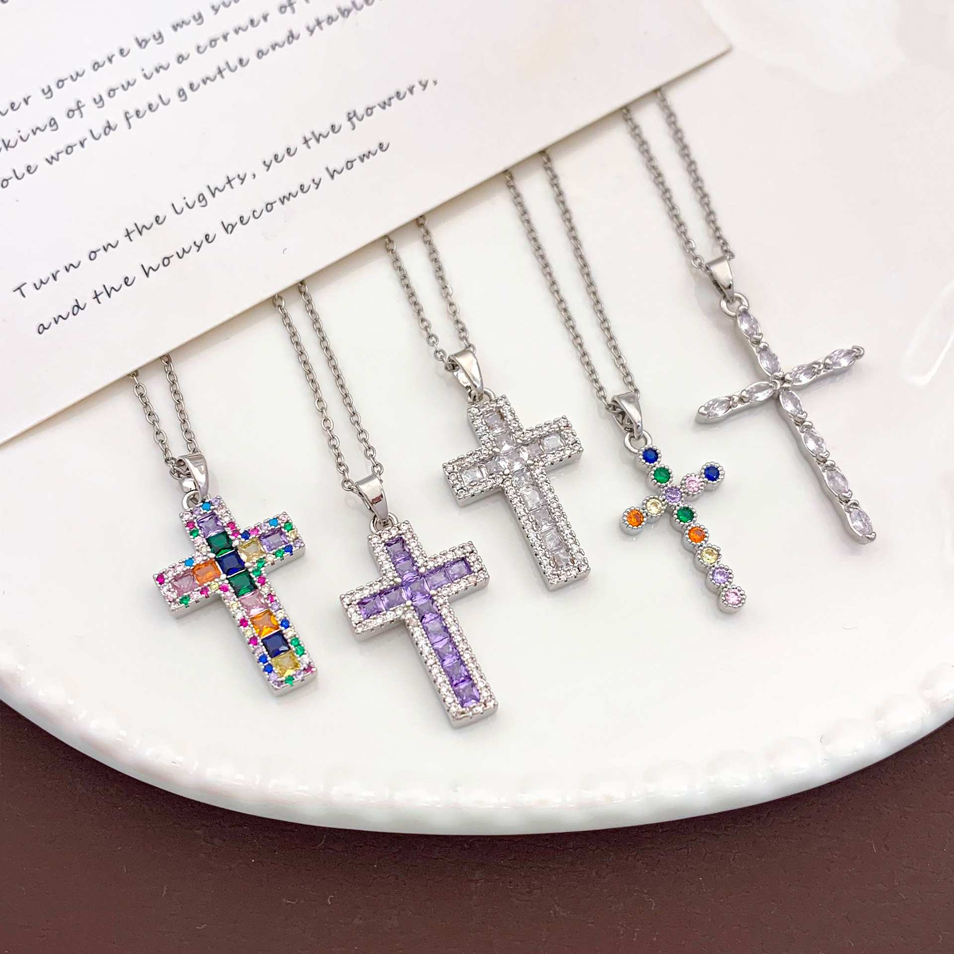Necklace Cross-Border European and American Elegant Design Necklace Accessories Women's Accessible Luxury Niche Ins Style Colorful Cross Accessories