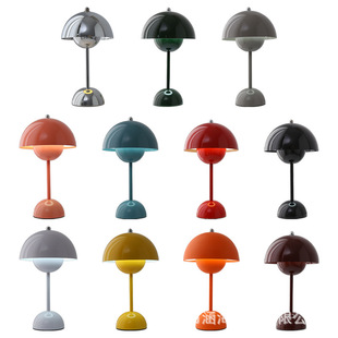 Postmodern Creative Hardware Living Room Table Lamp Art Black Bedside Bedroom Study Designer Table Lamp Creative Lamp