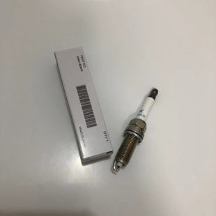 22401-ED815 LZKAR6AP-11 applicable to Yida torch Yuanda Xuanyi automobile Iridium spark plug