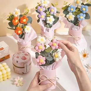 Mother's Day gift bouquet finished woven puff wool flower 520 practical source factory a wholesale