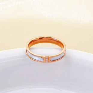 Three Diamond Shell Ring Light Luxury Simple Fashion 18K Gold Plating Titanium Steel Food Ring Women's Jewelry Ins Style