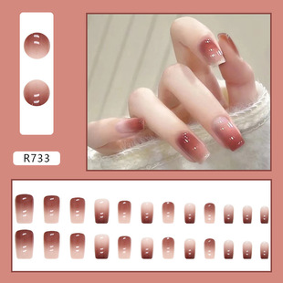 Short wear nail simple jump color nail art gradient white wearable nail 24 pieces of feeling nail wholesale