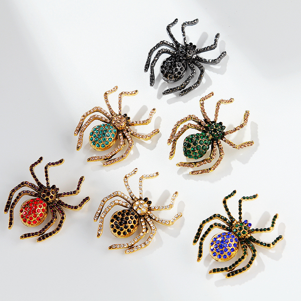 Lanhao European and American hot selling retro black diamond spider brooch personality diamond pin creative fashion all-matching accessories