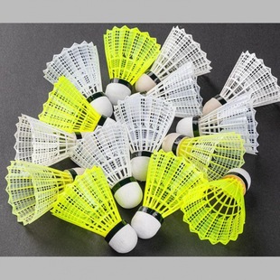 Indoor Badminton Gold Series Уличные развлечения устойчивы к игре и стабильности мяч