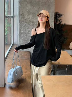 Yeyuan Summer Hollow-out Blouse Autumn plus size French Pure Desire Design Top Women's Leaky Shoulder Sweet and Spicy Long-sleeved T-shirt