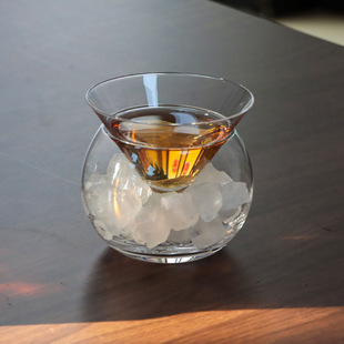 Creative cocktail cup home creative ice wine pot juice cup crystal triangle bar special iced glassware