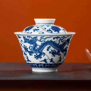 Blue and white porcelain hand-painted dragon and phoenix wear pattern two-cap bowl single high-grade Jingdezhen ceramic tea bowl kung fu tea bowl