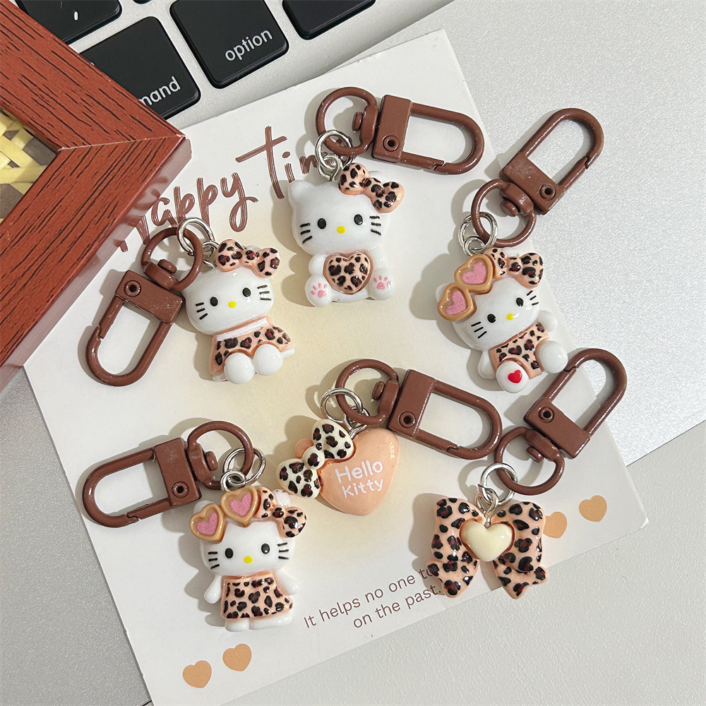 Leopard-print Cartoon KT Keychain brown Autumn and Winter Vintage Cat Bag Pendant Ins Style Sweet Cool Hanging Cute