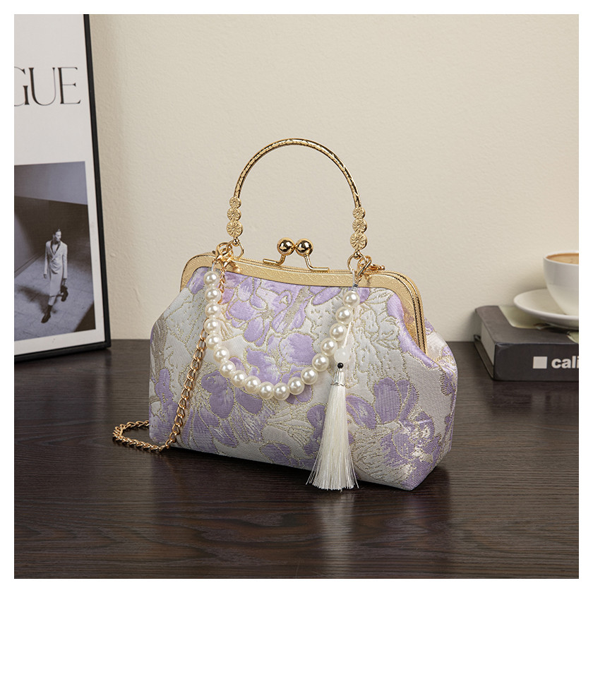 New Chinese style handbag for women, perfect for pairing with cheongsam, Hanfu, small shoulder bag, crossbody bag, runway clasp.