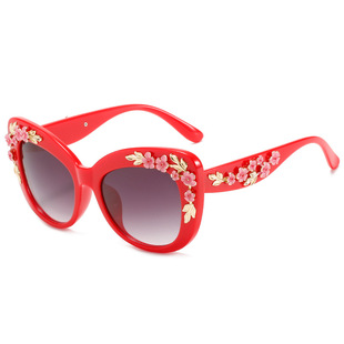 European and American Fashion Sunglasses Foreign Trade Cross-border Baroque Style Modern Retro Sunglasses Trendy Street Photography Carved Glasses