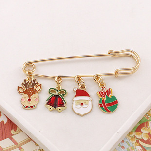 European and American Christmas alloy brooch cartoon Santa Claus badge clothing accessories new Christmas gift badge