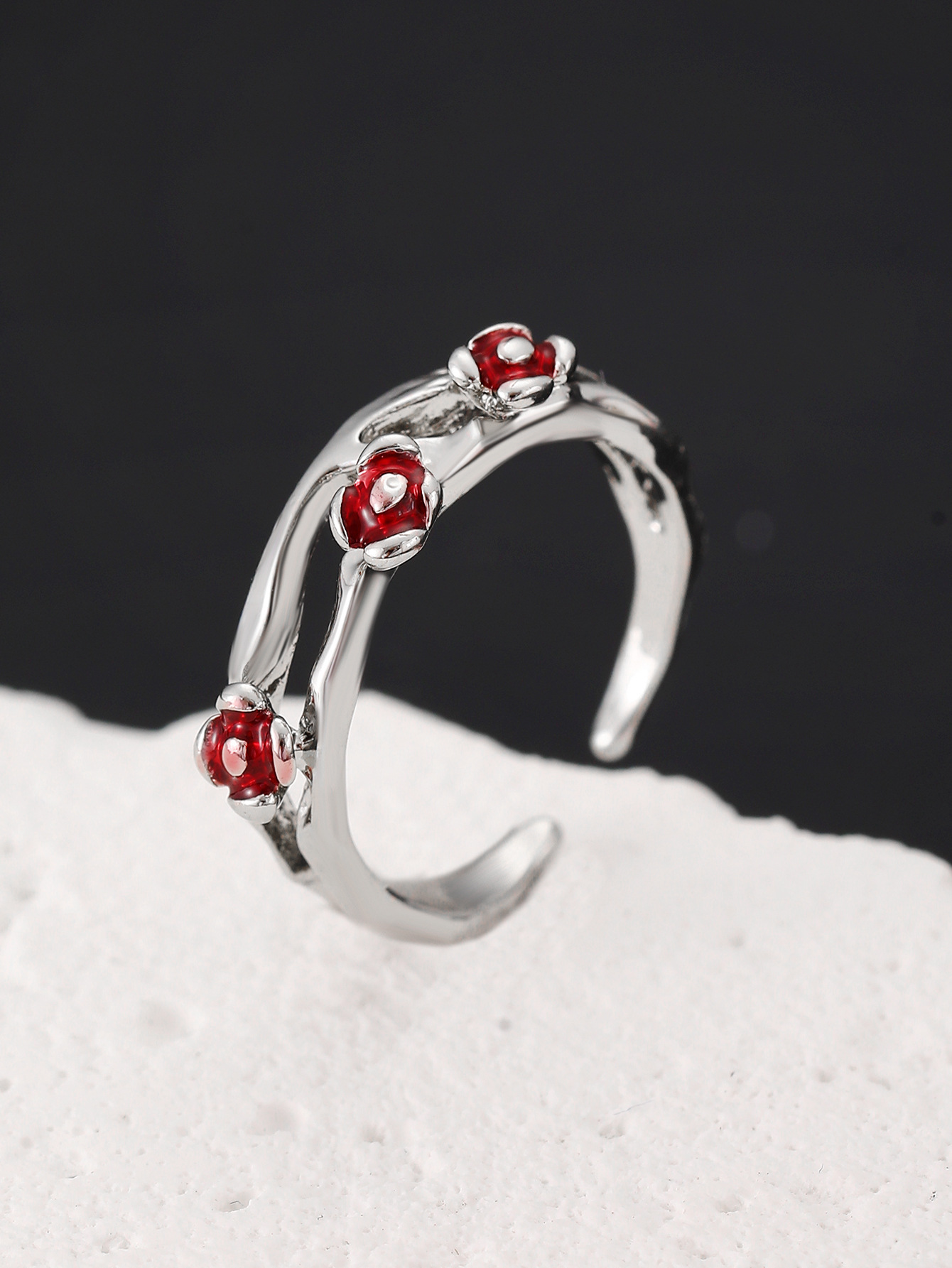 Sexual Spice Girls Punk Diablo Personality Red Diamond Opening Ring Stacked with Niche Design Unique Finger Ring for Men