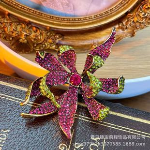 Europe and the United States high sense heavy industry retro brooch rhinestone exaggerated vintage antique butterfly flower animal brooch
