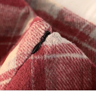 Vintage High Waist Hip Wool Skirt Autumn and Winter 2025 New Style Elegant Slimming Knitted Pure Desire Short Skirt