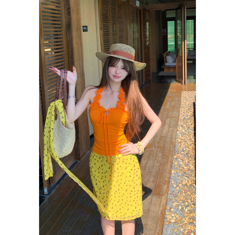 Thailand Sanya Island Vacation Dopamine Outfit for Women: Summer Orange Halter Top and Polka Dot Skirt Set