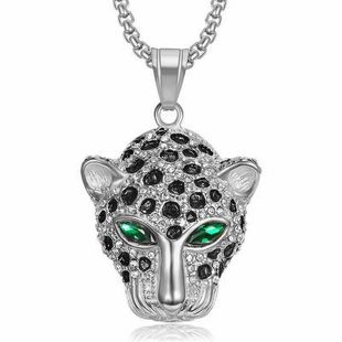 European and American fashion brand hip hop HIPHOP jewelry titanium steel gold plated diamond red and green eyes leopard head pendant necklace