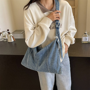 Denim Bag Women's 2025 New Fashion Large Capacity Commuter Shoulder Underarm Bag College Student Class Tote Bag