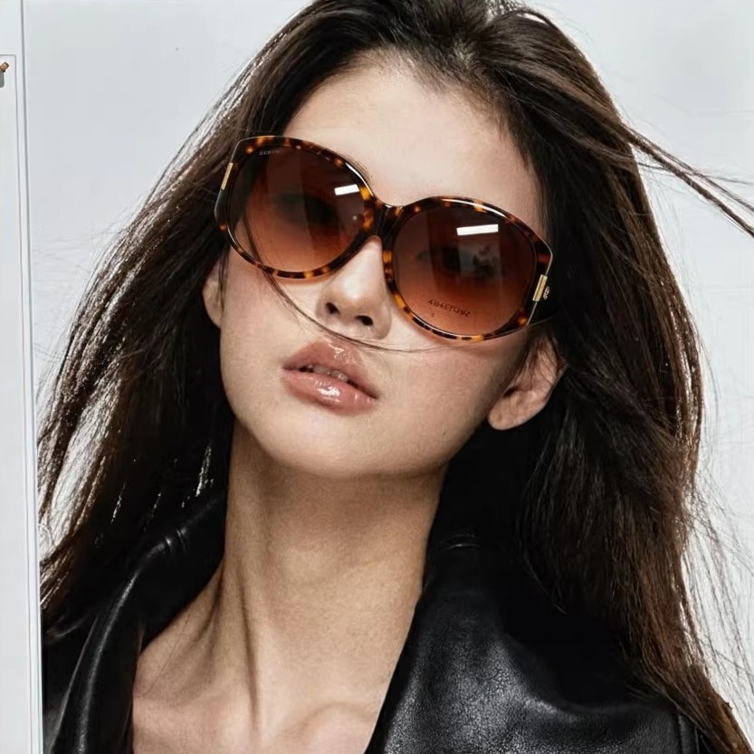 26 New Models of Sunglasses with Trendy European and American Color Combinations, Fashionable and Unique Large Frames, High-End Style, Uv Protection, Suitable for Photoshoots