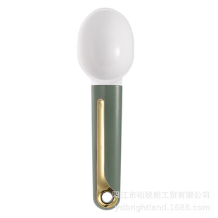 Factory Direct Household Kitchen Tools Supplies Medium Pizza Knife Cheese Slice Egg Beater Egg Leakage Bottle Opener