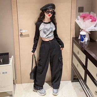 Girls' suit Autumn 2024 New Western-style Children's Autumn Short Long Sleeve Peach Heart T-shirt Color Split Pants Two-piece Set