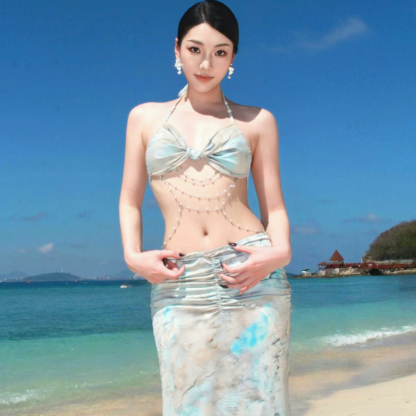 Sexy Hot Girl Split Bikini Long Dress Island Vacation Style Backless Strap Beach Dress Three-Piece Swimsuit for Photoshoot