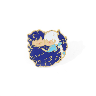 Hot new Japanese Cartoon Cartoon brooch Totoro faceless male White Dragon character peripheral metal badge accessories