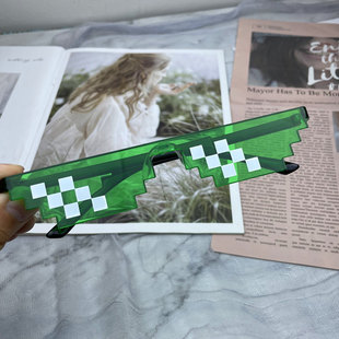 Color plaid mosaic glasses square mosaic sunglasses pixel glasses integrated single and double row mosaic