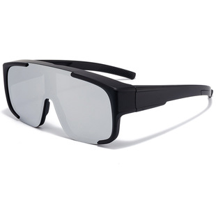 Sports Cycling Glasses Set Myopia Ski Goggles for Men and Women Outdoor Sports Sunglasses Windproof and Sand Running Mountaineering Glasses