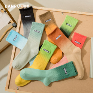 Zhuji socks women gradient tube men and women embroidery letters cotton socks lovers solid color stockings stockings trend wholesale