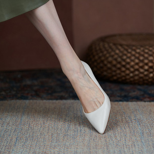 40 43 large size shoes pointed high heels Spring and Autumn new single-layer shoes women's simple commuter Four Seasons women's shoes work shoes