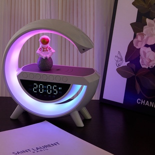 Беспроводная зарядка, звуковой свет Bluetooth, большой объем, высокая стоимость, чтобы отправить мальчикам подарки на день рождения
