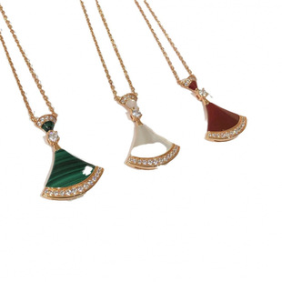 High version Baojia fan-shaped small skirt necklace women's full diamond plated thick gold light luxury clavicle chain small red book factory wholesale