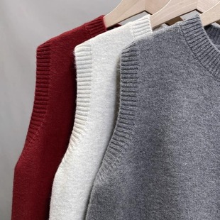 Round Neck Knitted Vest Women's 2025 Spring New Round Neck Waistcoat Sleeveless Sweater Cardigan Stacked Soft Waxy Top