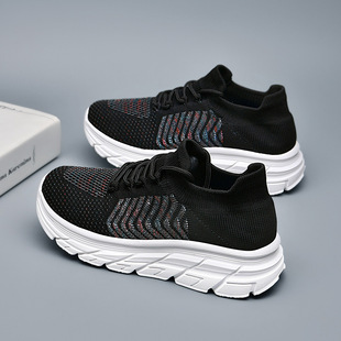 Summer and Autumn Women's Shoes Flying Mesh Breathable Women's Casual Shoes White Shoes Soft Sole Light sneaker Jinjiang Shoes plus size