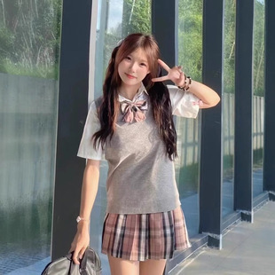 JK Uniform Original Wear Sleeveless V-Neck Sweater Vest College Style Vest School Style Pleated Skirt JK suit