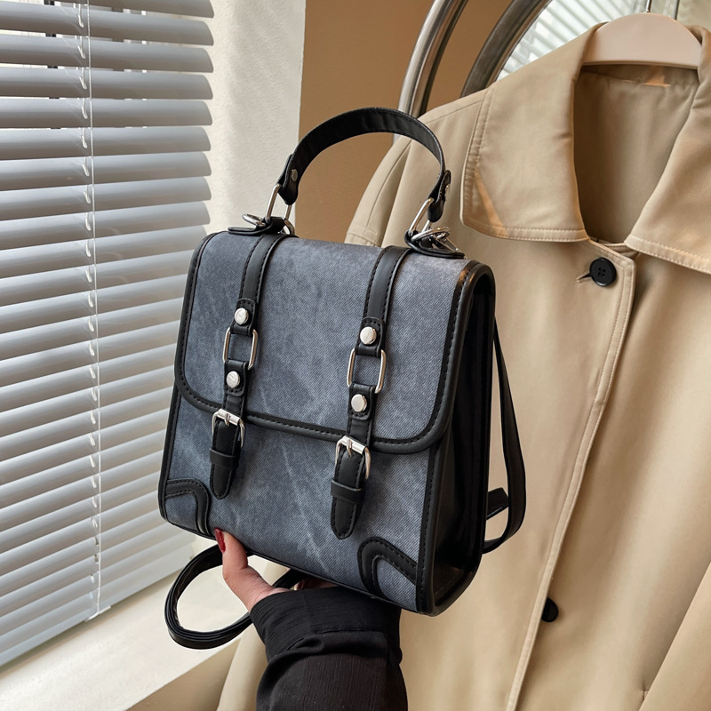British school style shoulder bag for women, new 2025 style, simple and retro, versatile, multi-handled tote, crossbody, backpack.