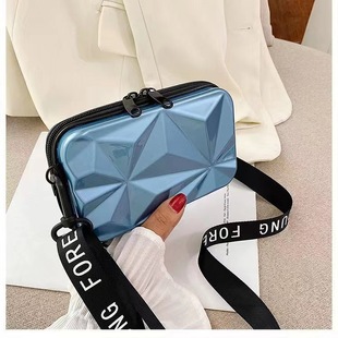 Factory new Korean style fashionable all-match fashionable shoulder bag 7-inch mini portable large capacity Women's Cosmetic Bag