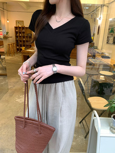 Summer Elegant Right Shoulder V-Neck Simple Short-Sleeved T-Shirt Women's Basic Pure Color Slimming Look Bottoming Chic Top