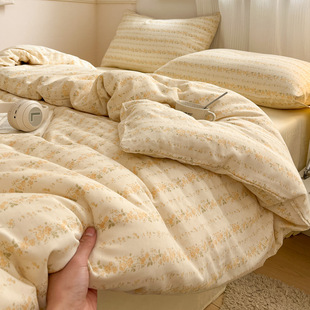 Class a mother and infant grade cotton double-layer yarn four-piece set small floral dormitory cotton three-piece bed sheet small fresh quilt cover
