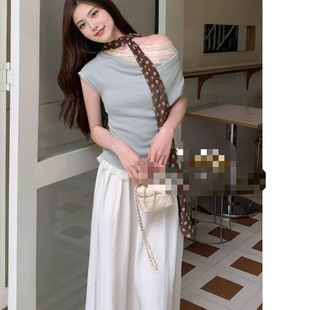 Korean style chic chic wearing gentle style stitching lace knitted vest design feeling swing collar fake two-piece top for women