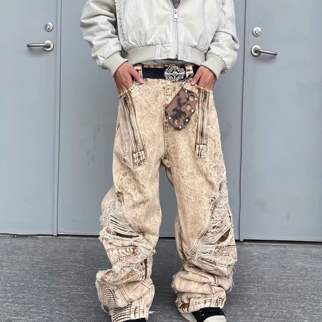 American Street Style Trendy Workwear Jeans with Distressed Holes for Men, Cool and Stylish Casual Wide-Leg Pants, Lazy Style for Women